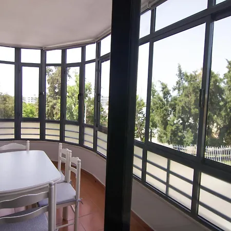 Appartement Modern 3- Bedroom Retreat In Faro's Center *